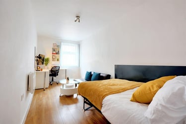 1 bed studio, Oxford Street, City Centre, Leicester, LE15XA - Image 3